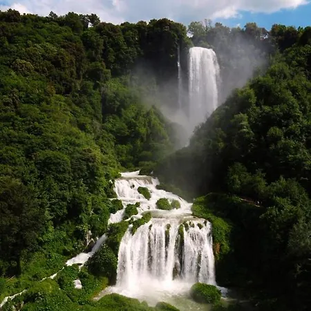 Le Cascate Le Marmore
